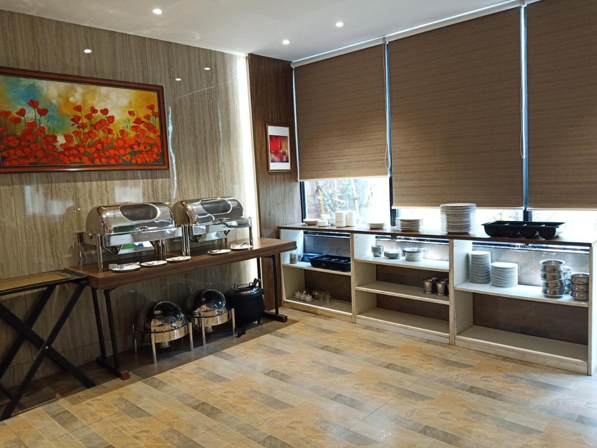 The Byke Signature Pure Veg Bangalore Exterior foto